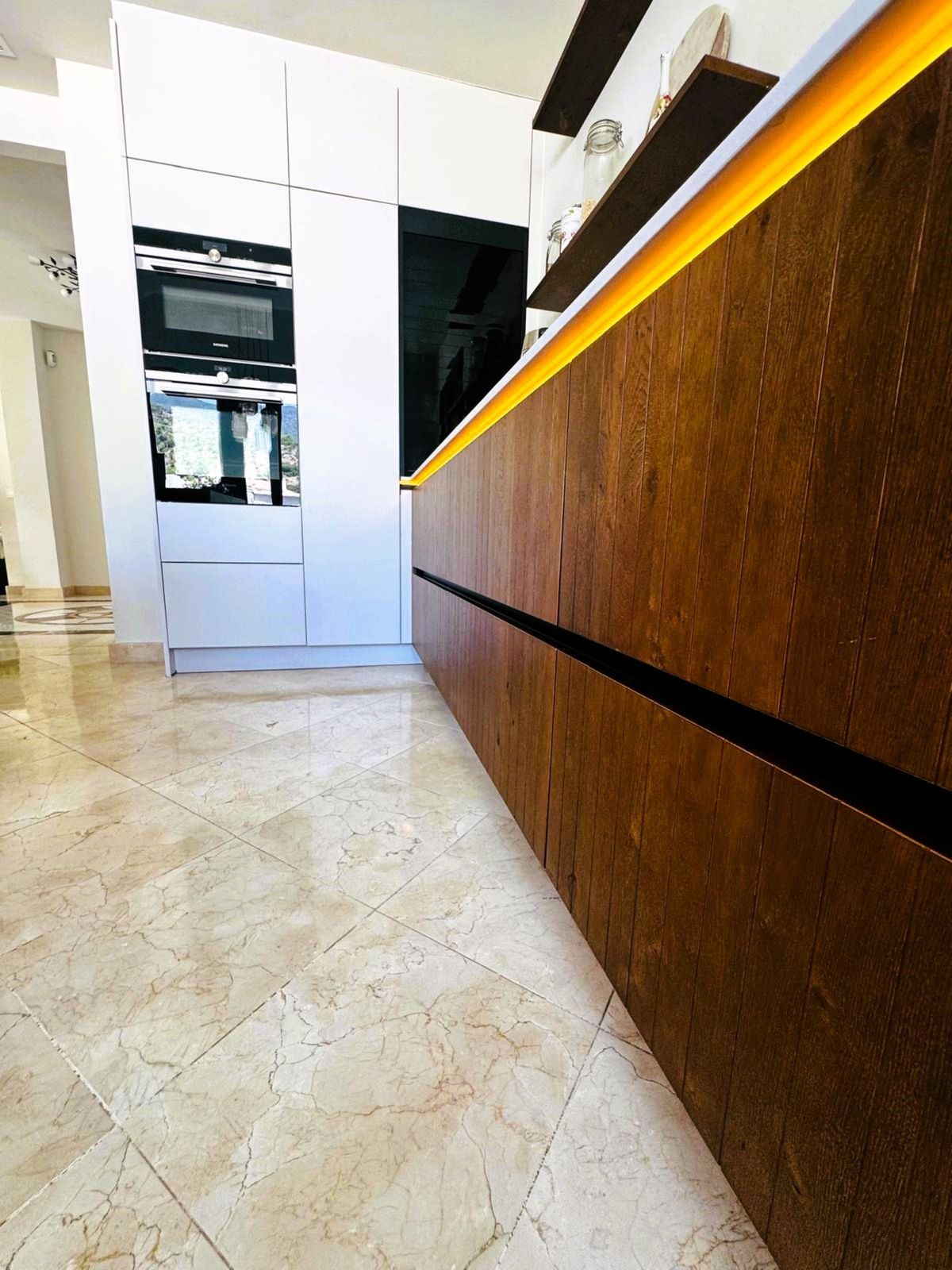 Huis te koop in Marbella | 6 slaapkamers H5103538