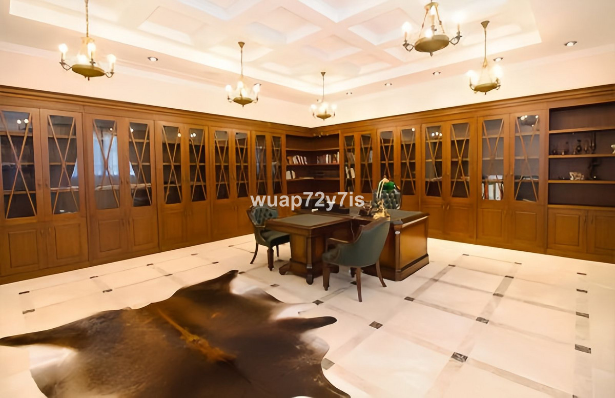Huis te koop in Marbella | 6 slaapkamers H5104297
