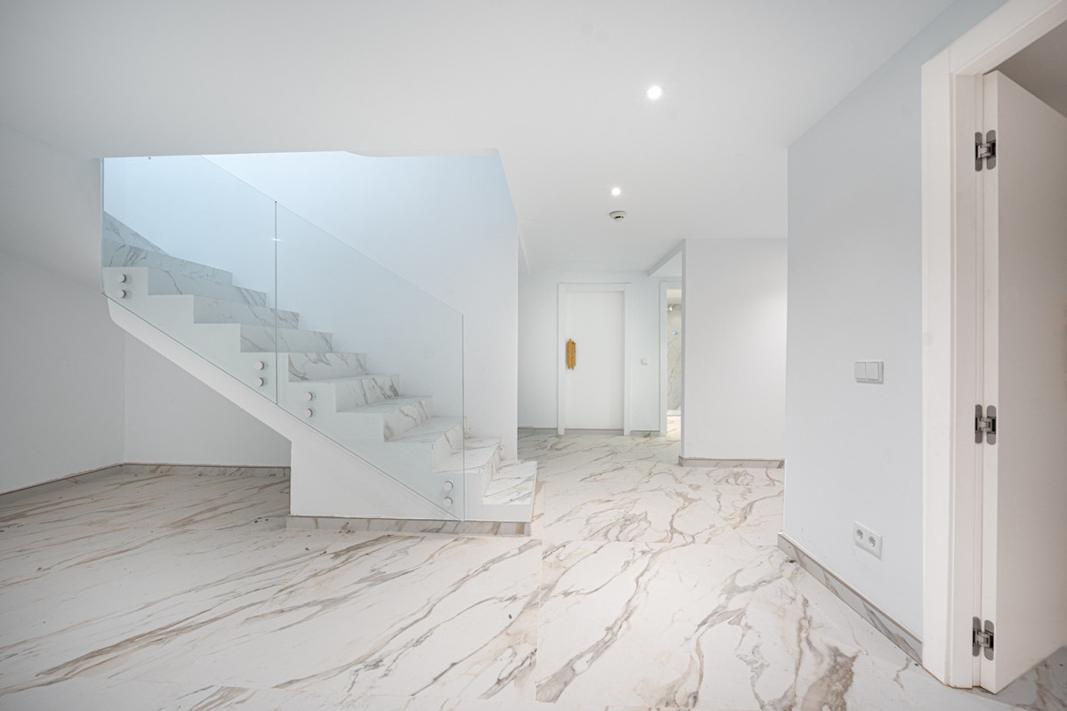 Huis te koop in Marbella | 4 slaapkamers H5104507