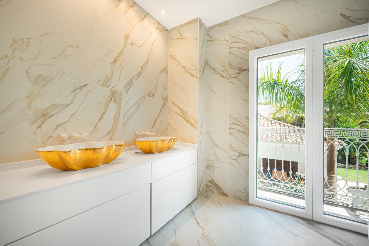 Huis te koop in Marbella | 4 slaapkamers H5104507