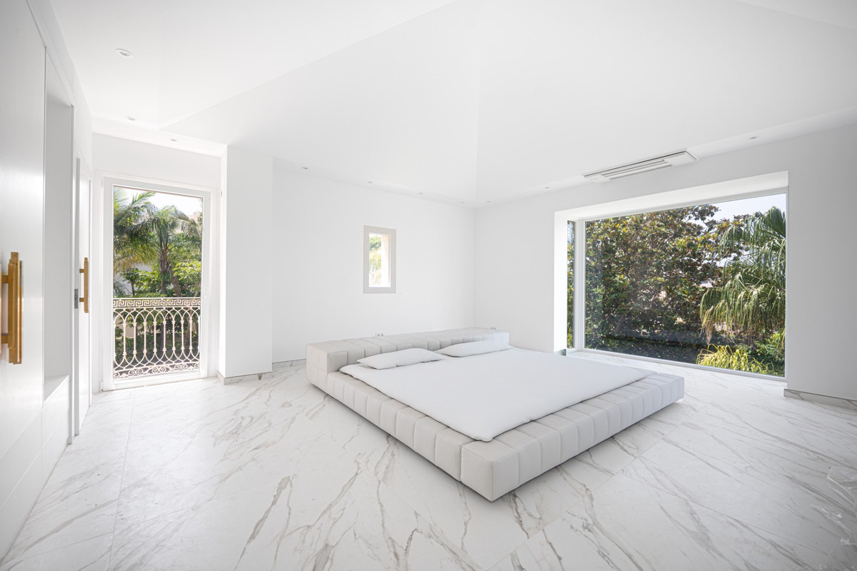 Huis te koop in Marbella | 4 slaapkamers H5104507