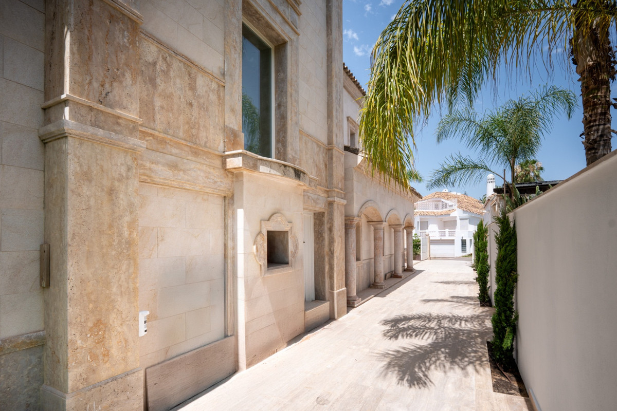 Huis te koop in Marbella | 4 slaapkamers H5104507