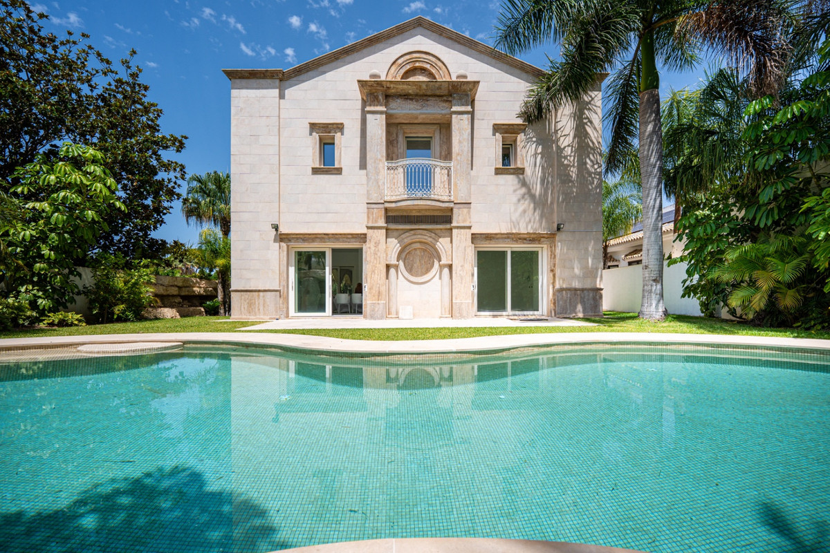 Huis te koop in Marbella | 4 slaapkamers H5104507