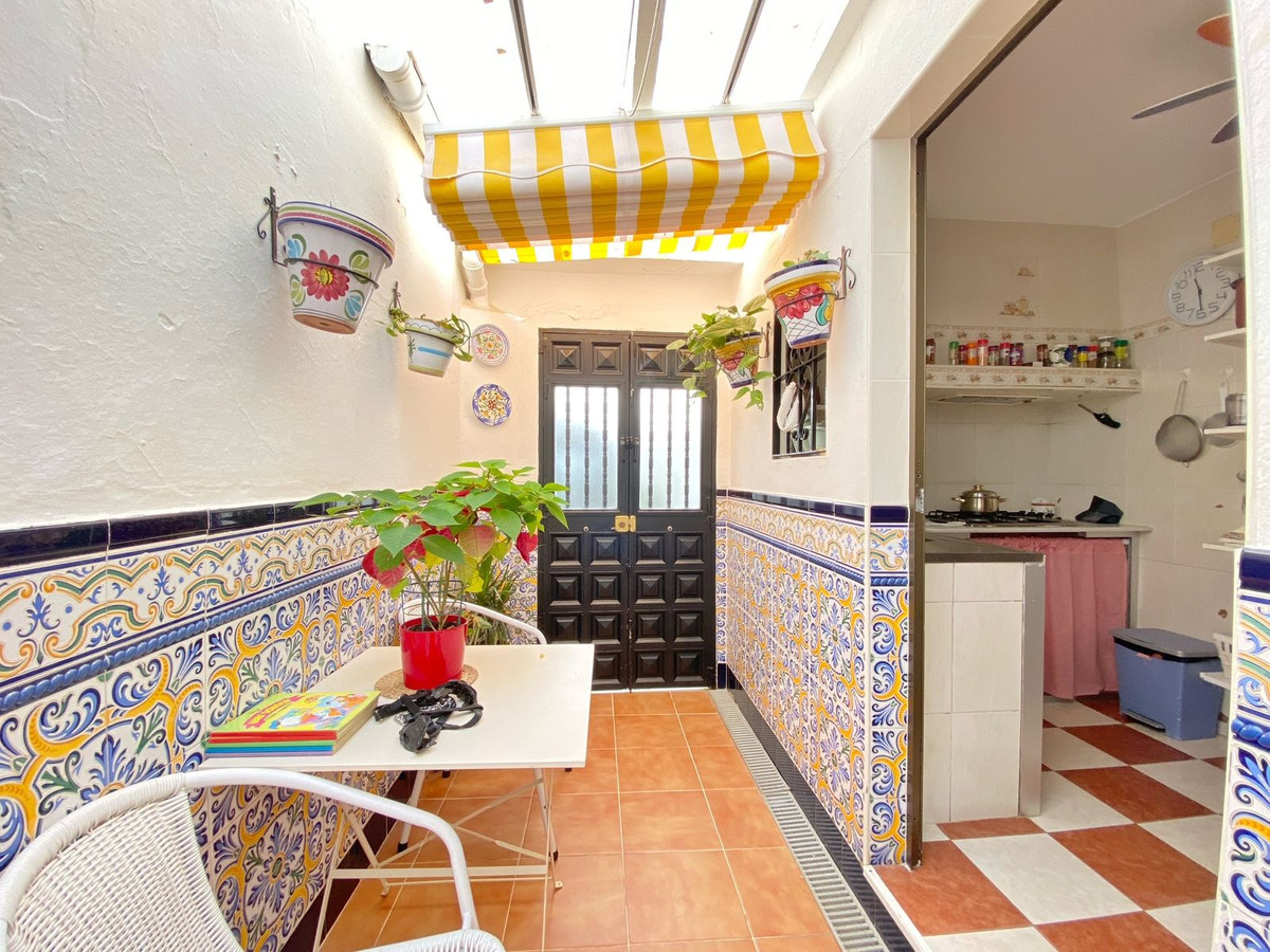 Townhouse for sale in Marbella | 4 bedrooms H5108419
