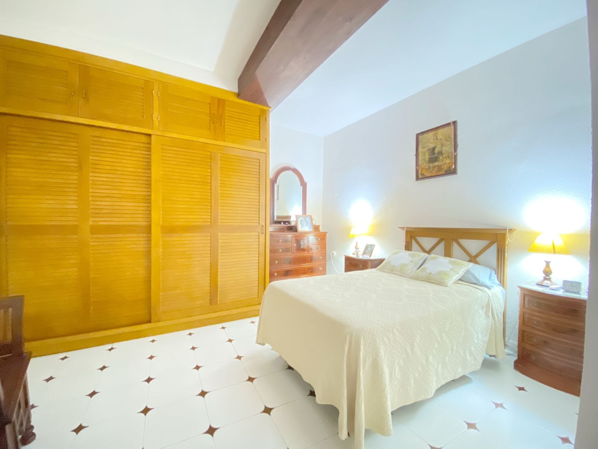 Townhouse for sale in Marbella | 4 bedrooms H5108419