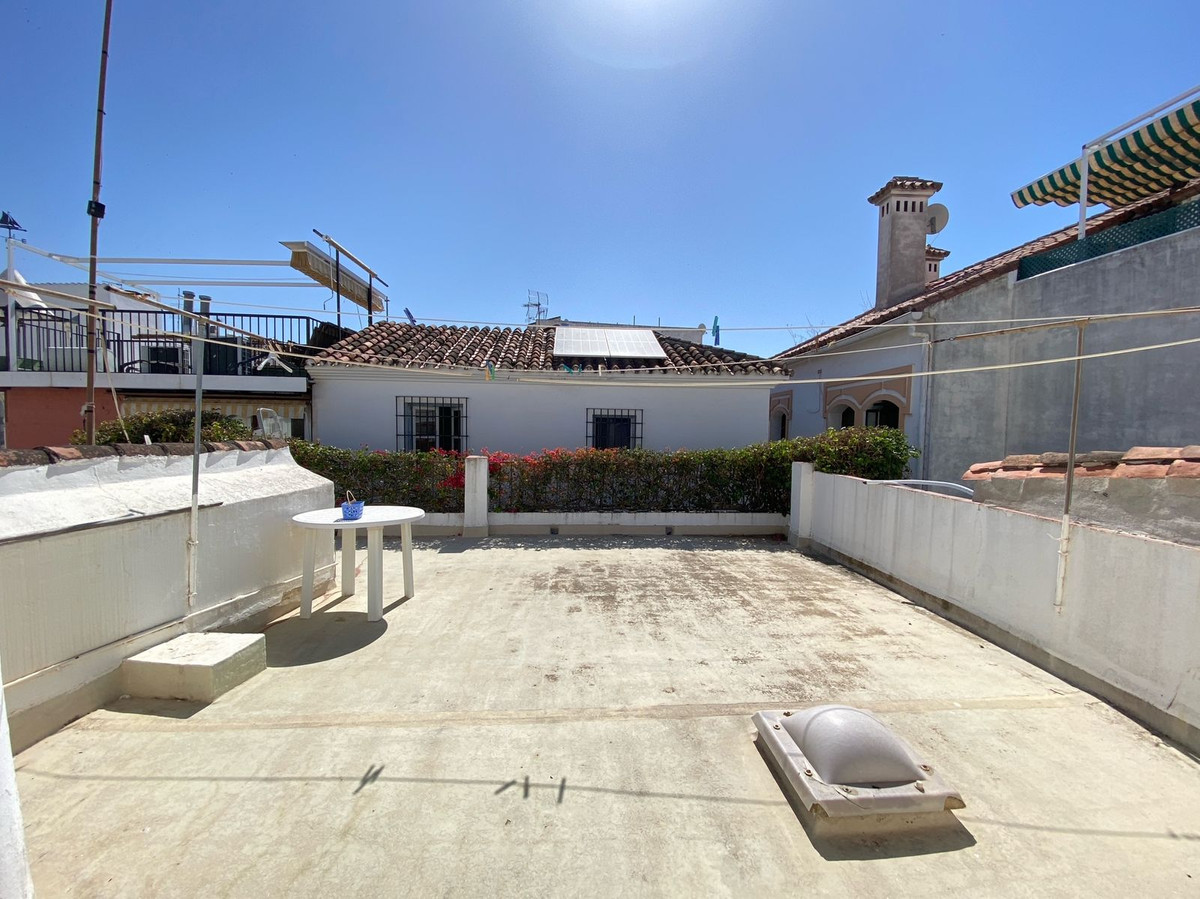 Townhouse for sale in Marbella | 4 bedrooms H5108419
