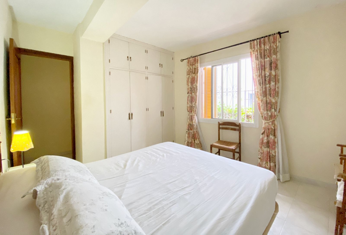 Townhouse for sale in Marbella | 4 bedrooms H5108419