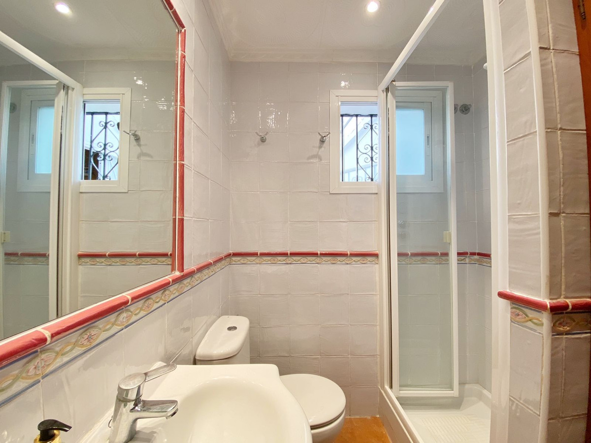 Townhouse for sale in Marbella | 4 bedrooms H5108419