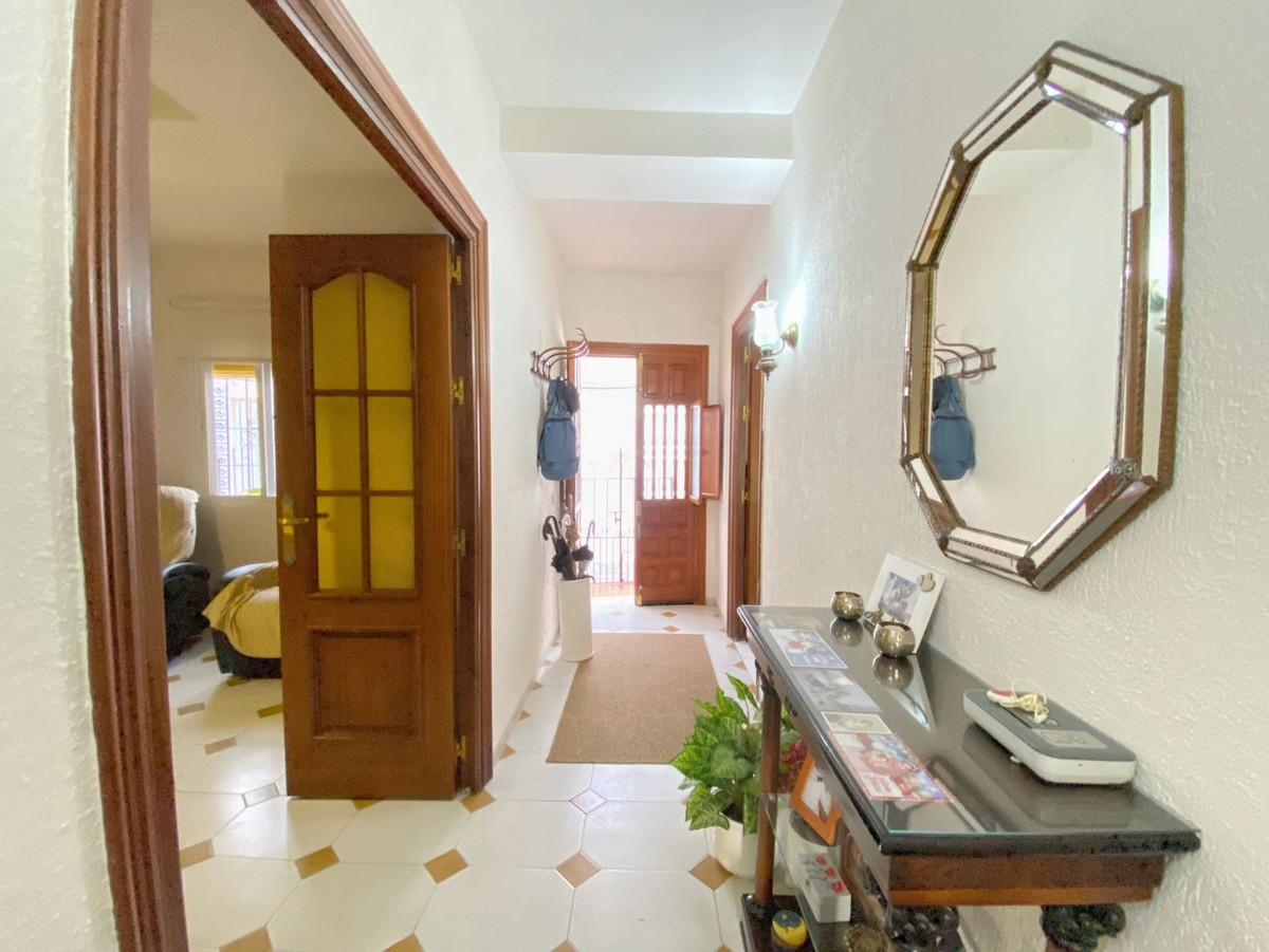 Townhouse for sale in Marbella | 4 bedrooms H5108419