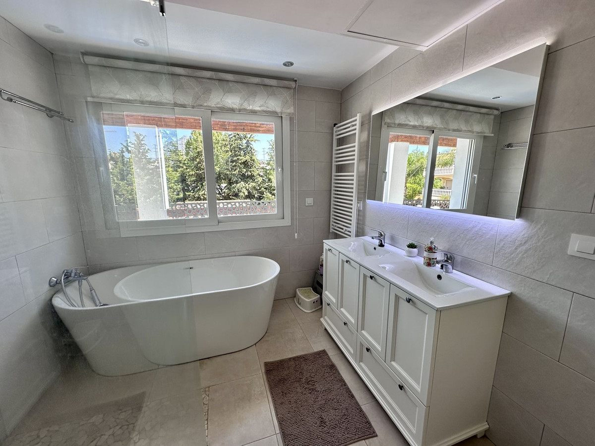 Huis te koop in Marbella | 3 slaapkamers H5119975