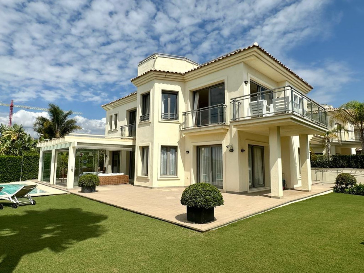 Huis te koop in Marbella | 5 slaapkamers H5123887