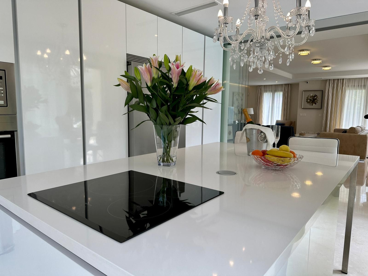 Huis te koop in Marbella | 5 slaapkamers H5123887