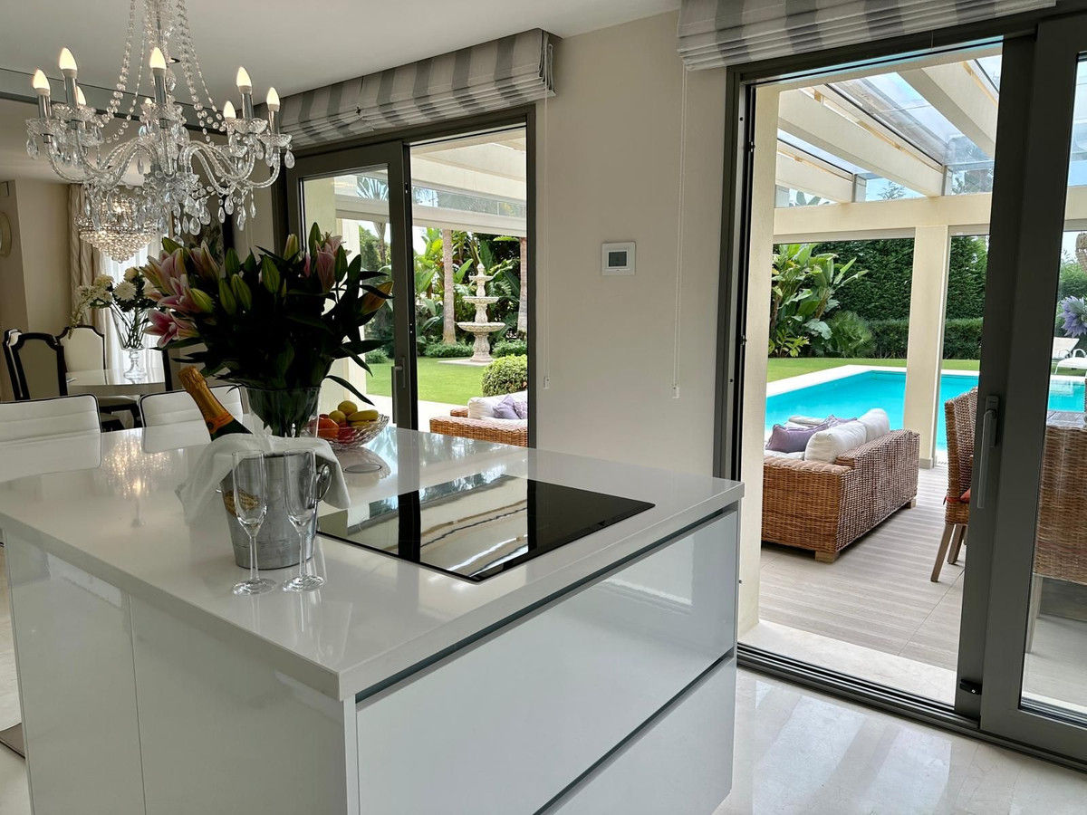 Huis te koop in Marbella | 5 slaapkamers H5123887