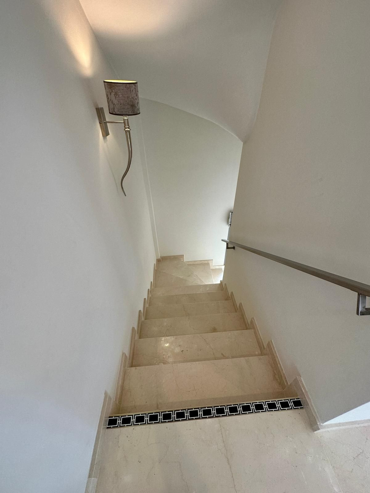 Huis te koop in Marbella | 5 slaapkamers H5123887