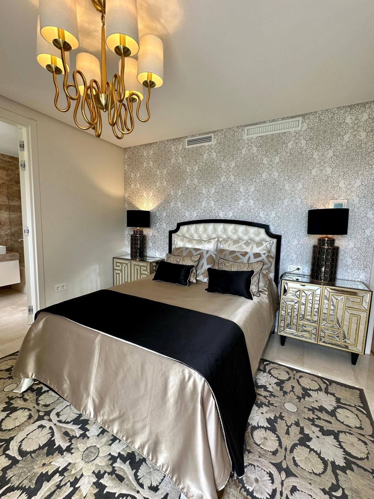 Huis te koop in Marbella | 5 slaapkamers H5123887