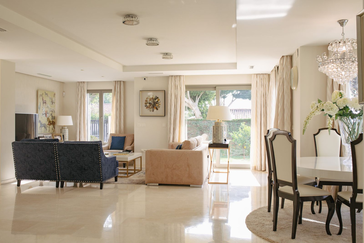 Huis te koop in Marbella | 5 slaapkamers H5123887