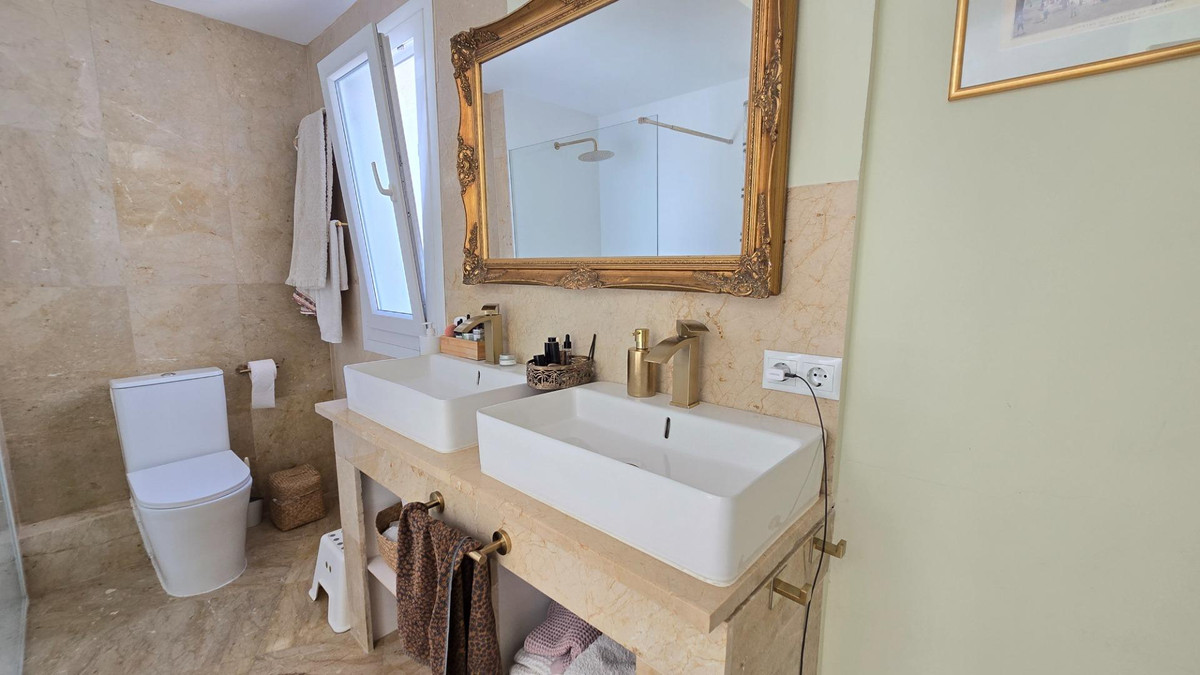 Huis te koop in Marbella | 4 slaapkamers H5132323