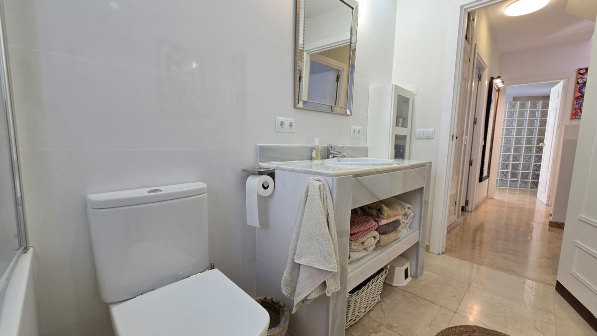 Huis te koop in Marbella | 4 slaapkamers H5132323