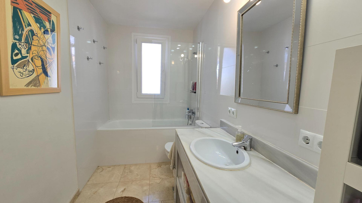 Huis te koop in Marbella | 4 slaapkamers H5132323