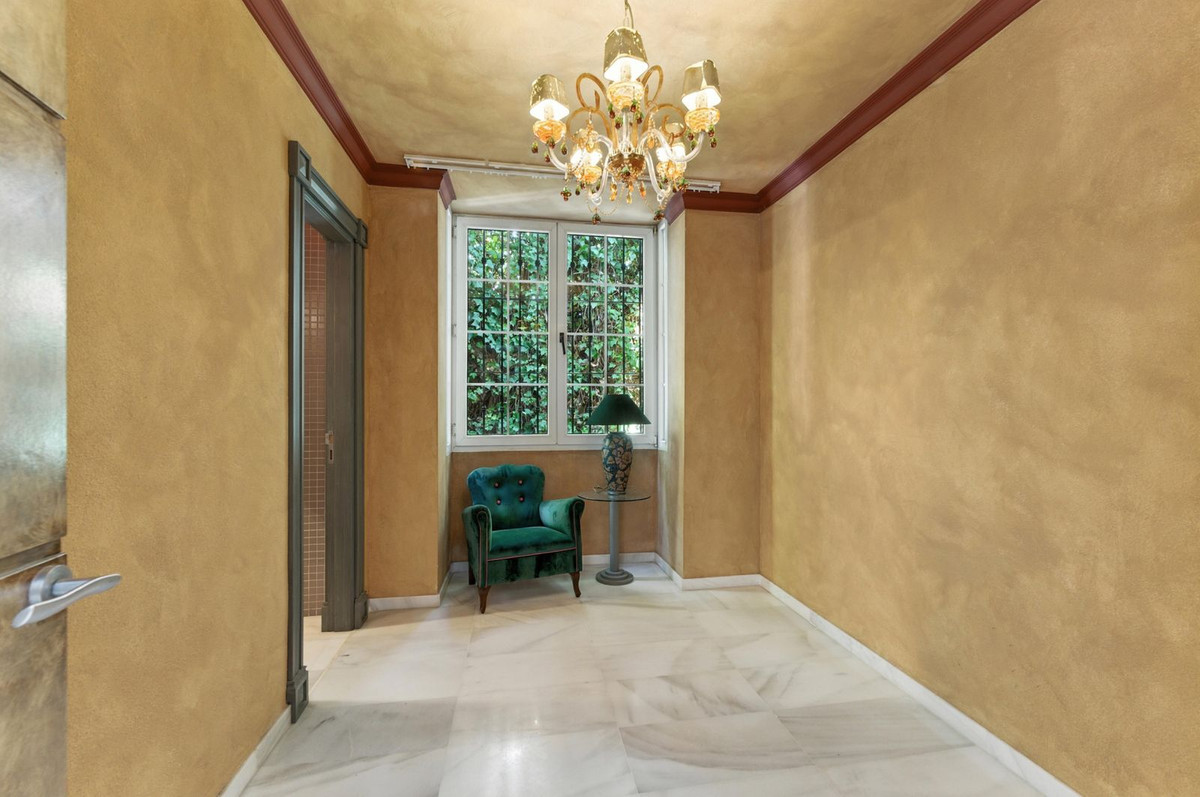 Property main view 40