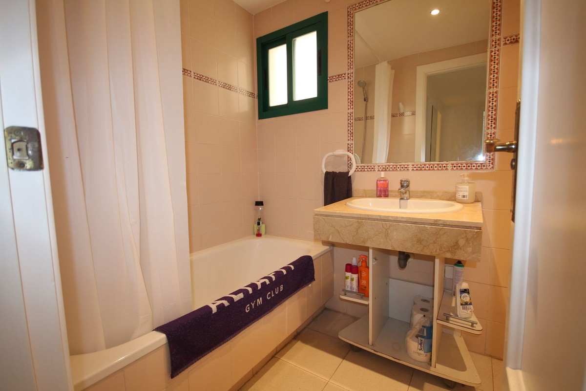 Appartement te koop in Marbella | 3 slaapkamers H5144029