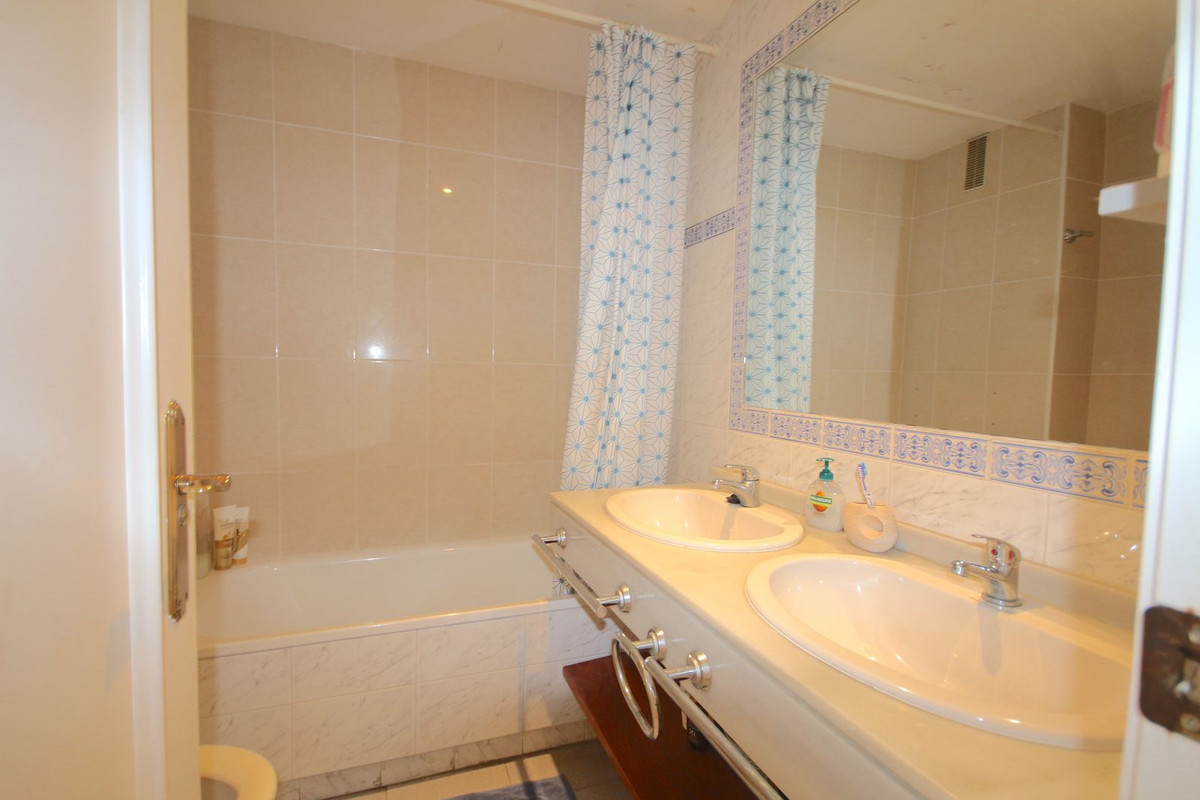 Appartement te koop in Marbella | 3 slaapkamers H5144029