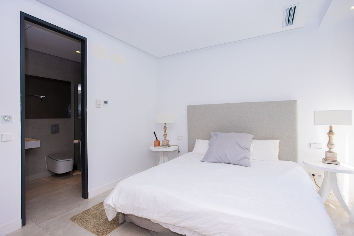 Huis te koop in Marbella | 6 slaapkamers H5150449