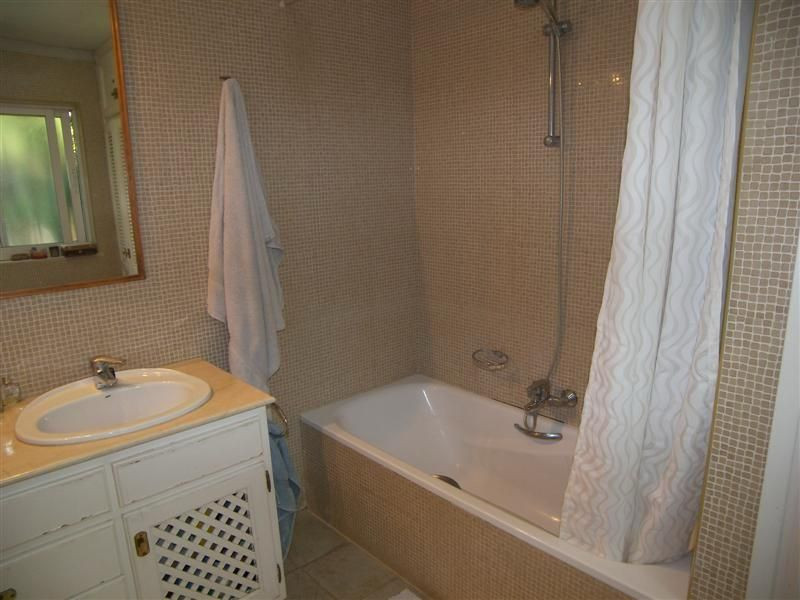 Huis te koop in Marbella | 4 slaapkamers H5159104