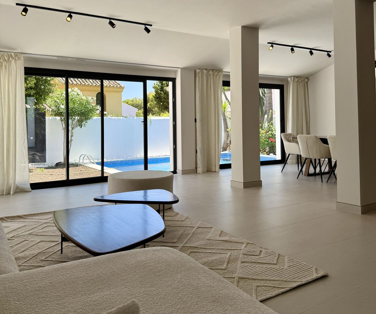 Property main view 44