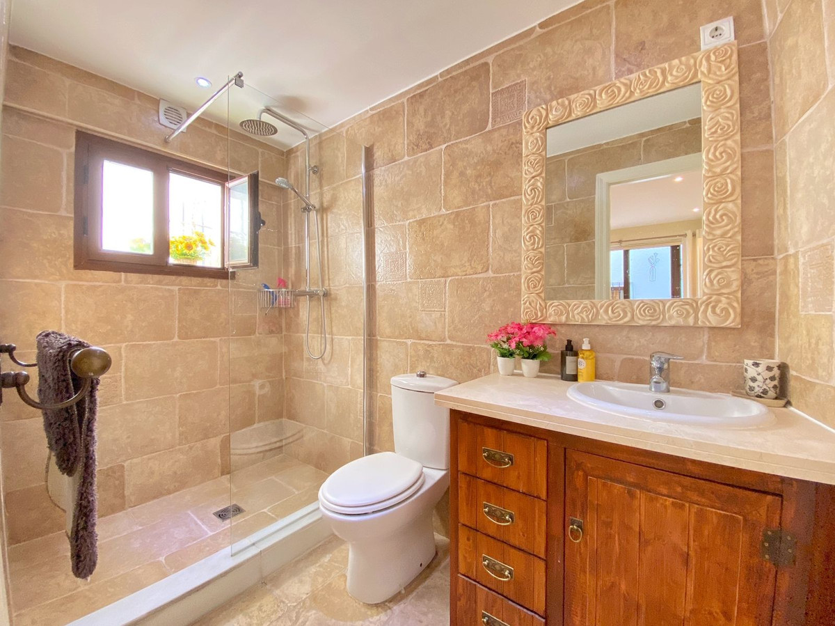 Property main view 33