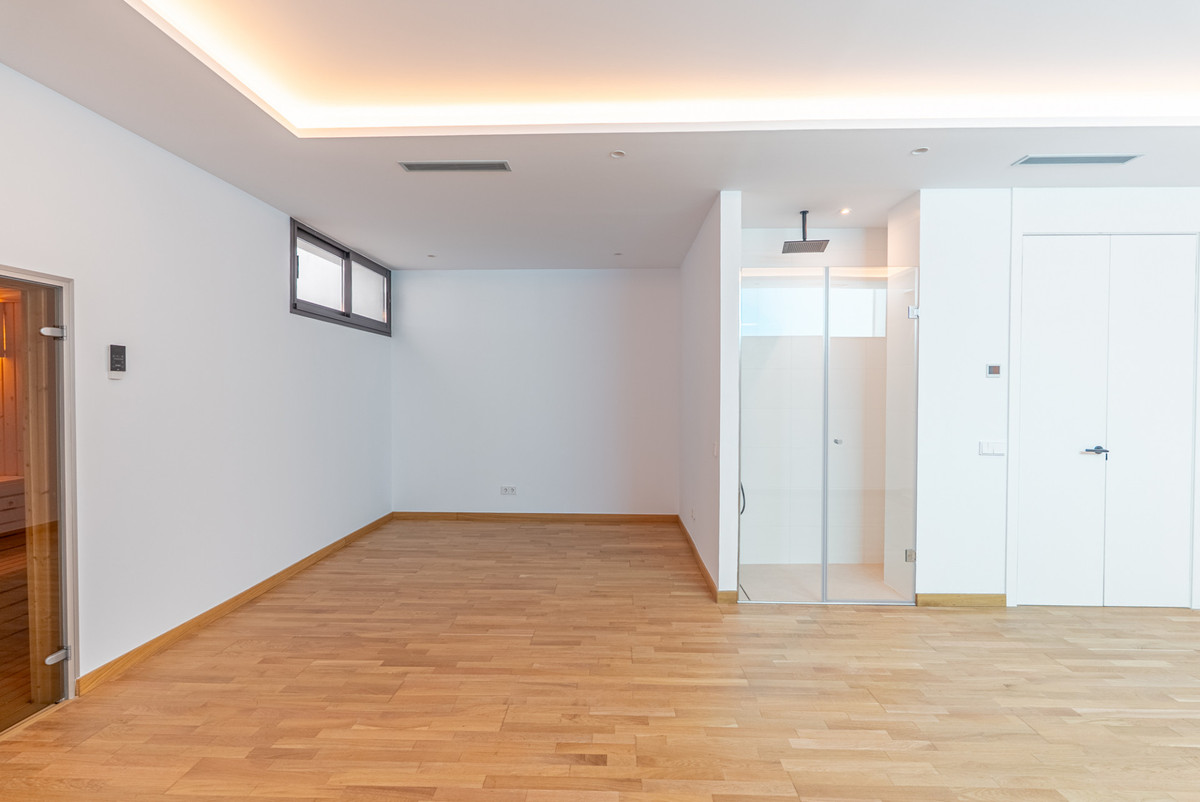 Property main view 33