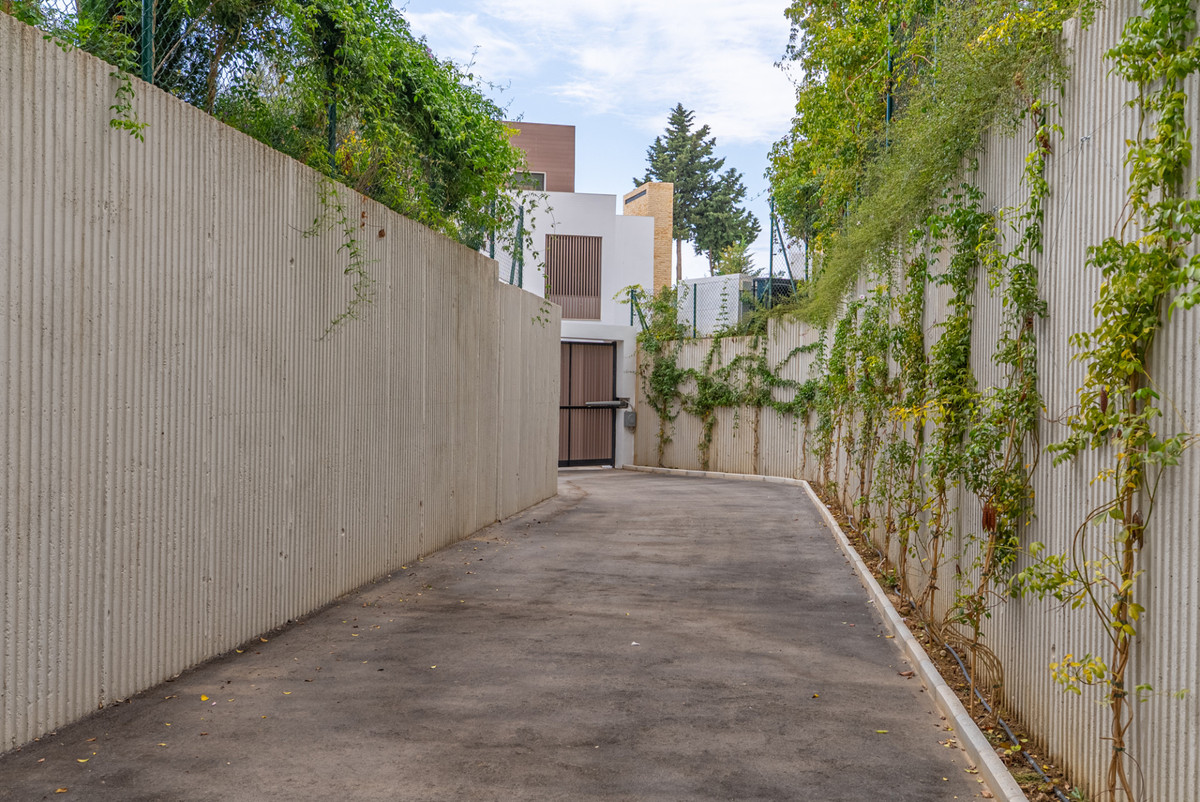 Property main view 36