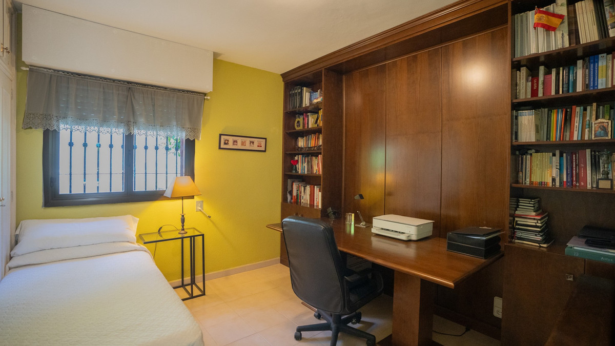 Huis te koop in Marbella | 4 slaapkamers H5209471