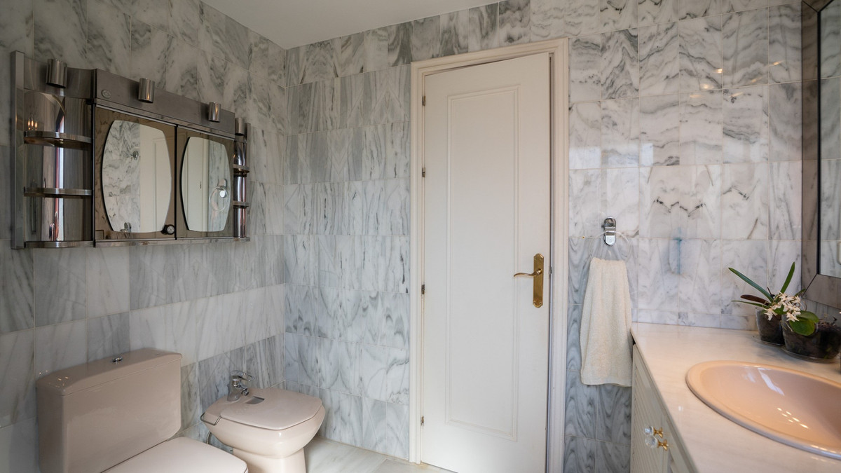 Huis te koop in Marbella | 4 slaapkamers H5209471