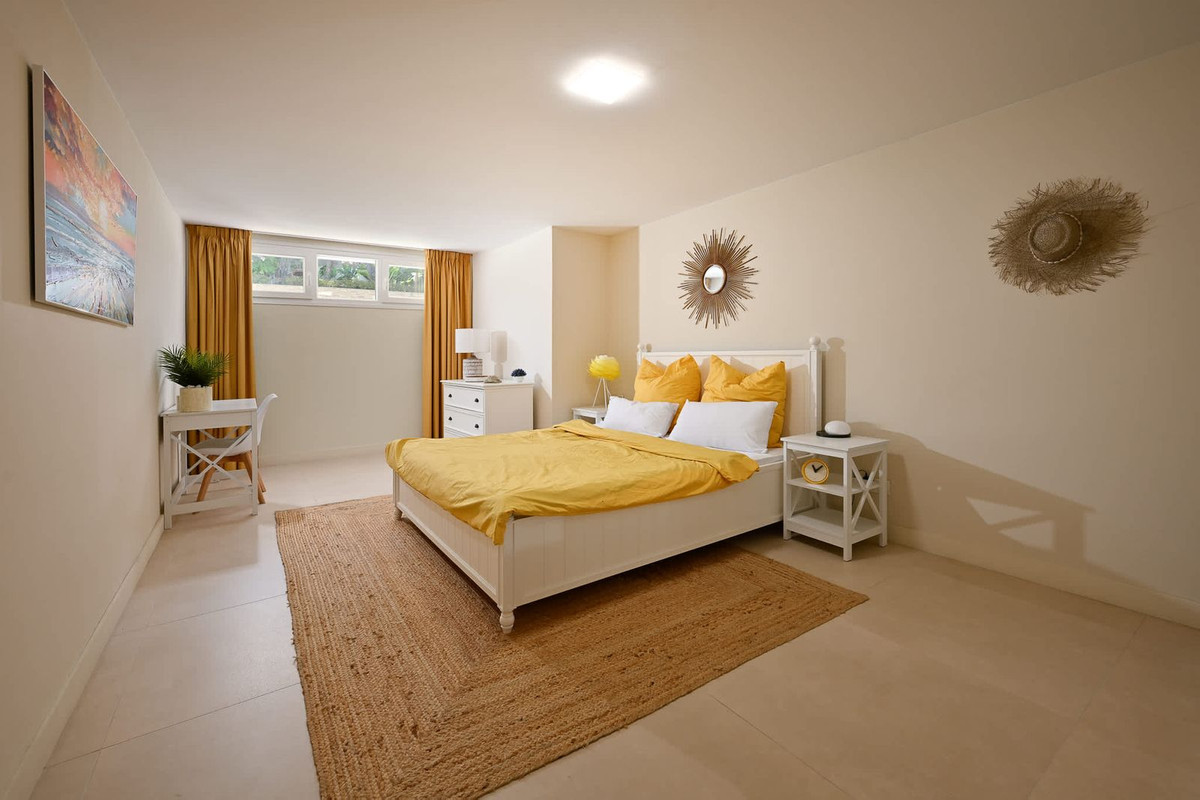 Huis te koop in Marbesa | 6 slaapkamers H5219554