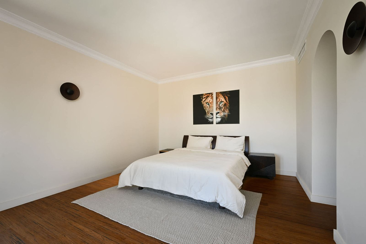 Huis te koop in Marbesa | 6 slaapkamers H5219554