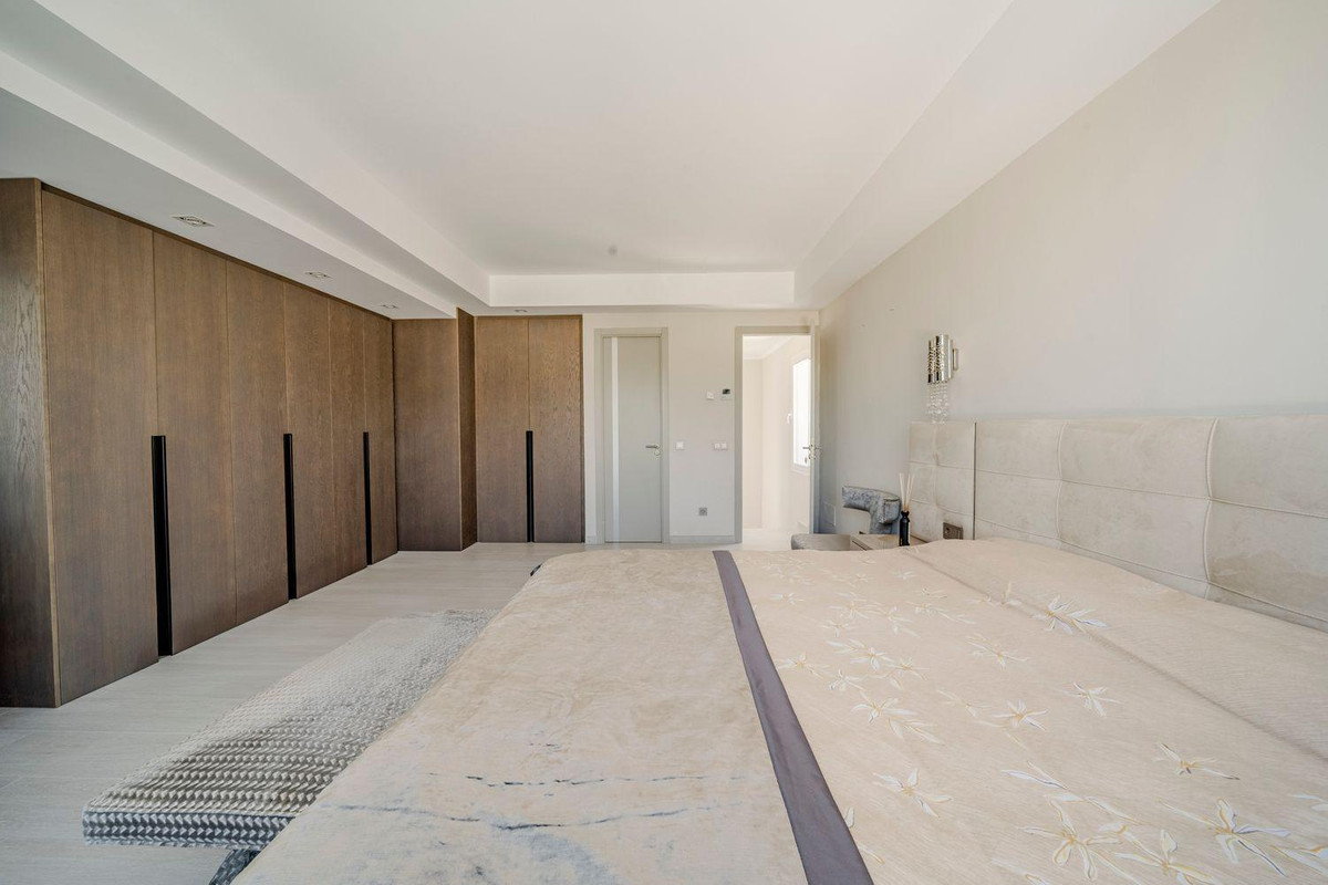Huis te koop in Marbella | 7 slaapkamers H5227396