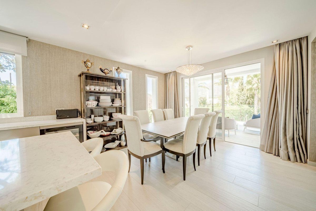 Huis te koop in Marbella | 7 slaapkamers H5227396