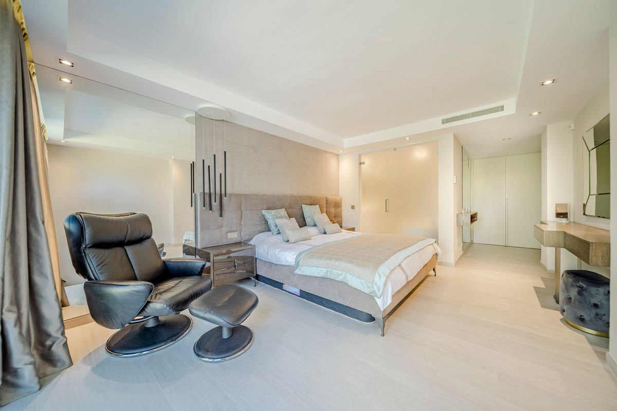 Huis te koop in Marbella | 7 slaapkamers H5227396