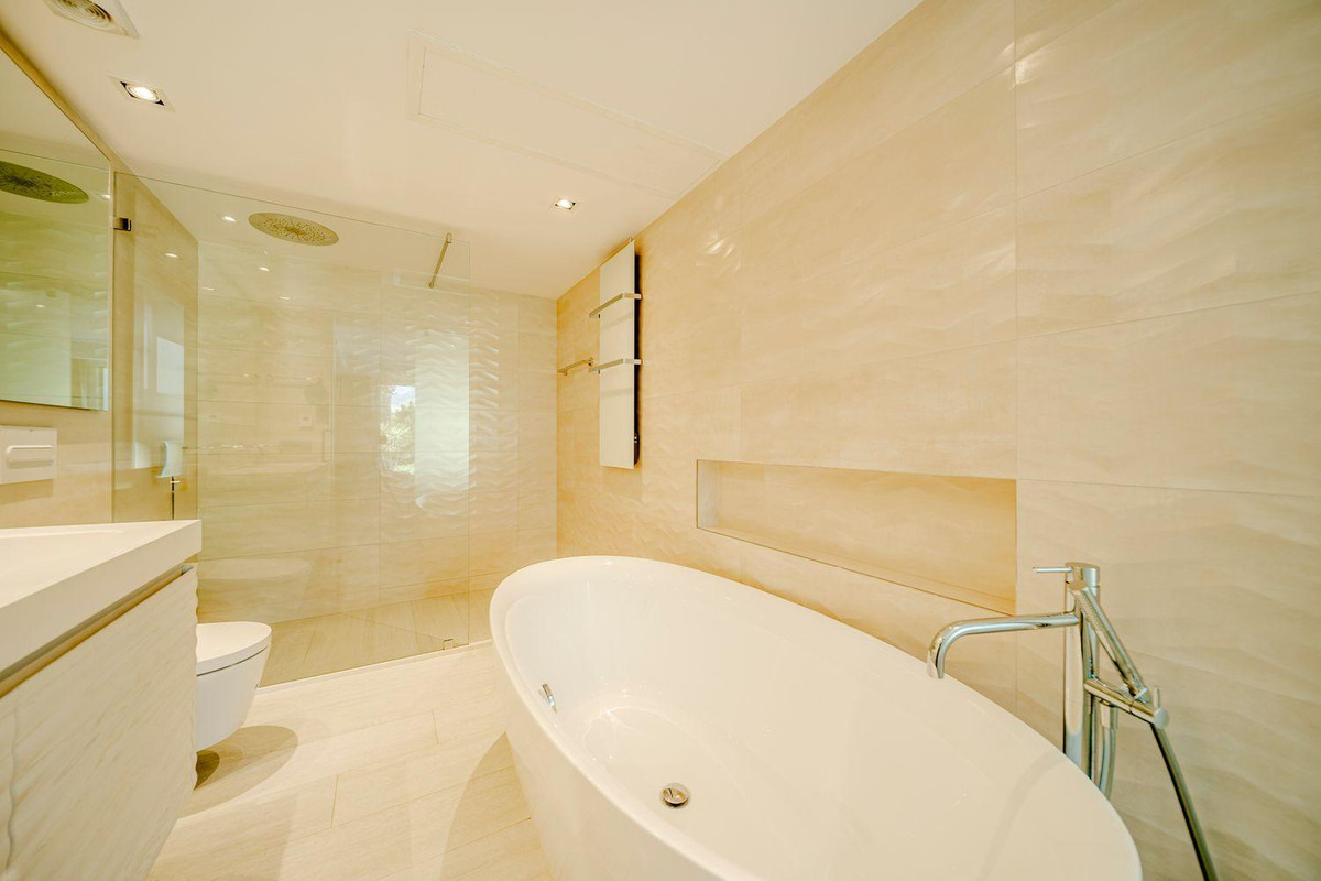 Huis te koop in Marbella | 7 slaapkamers H5227396