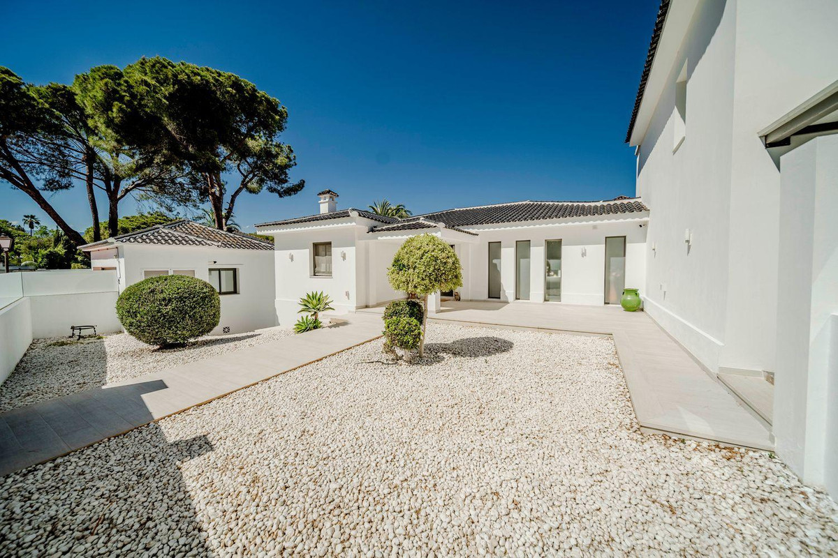 Huis te koop in Marbella | 7 slaapkamers H5227396