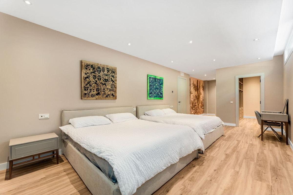 Huis te koop in Marbella | 5 slaapkamers H5249869