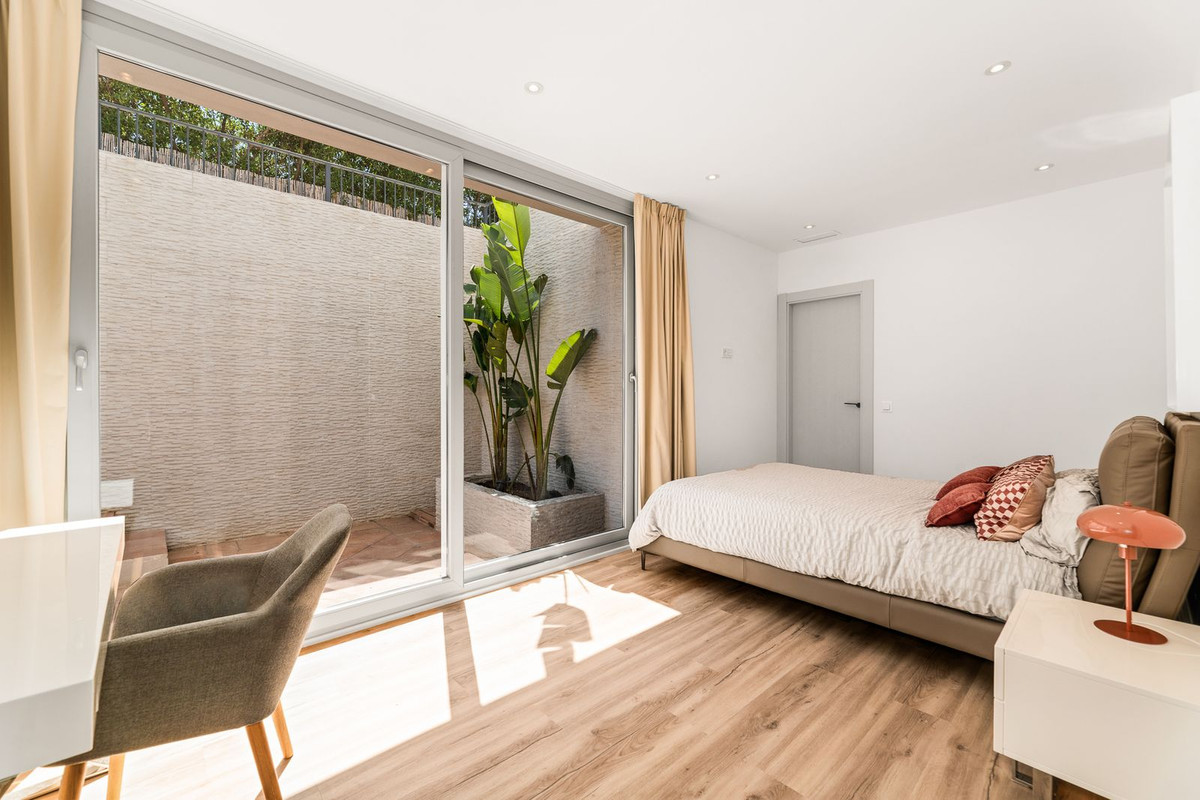 Huis te koop in Marbella | 5 slaapkamers H5249869