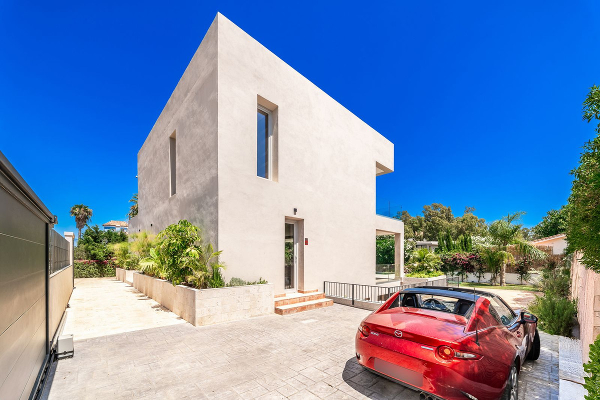 Huis te koop in Marbella | 5 slaapkamers H5249869