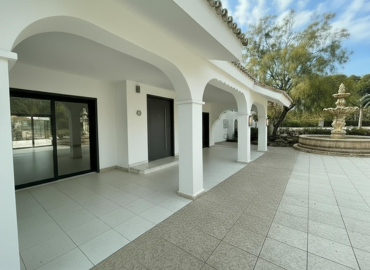 Huis te koop in Marbella | 8 slaapkamers H5255524