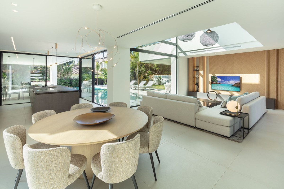 Huis te koop in Marbella | 5 slaapkamers H5258869