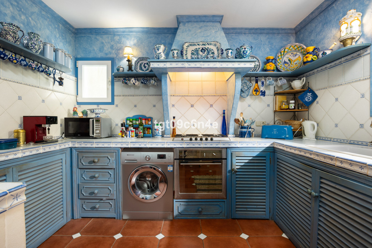 Finca - Cortijo te koop in Marbella | 4 slaapkamers H5272534