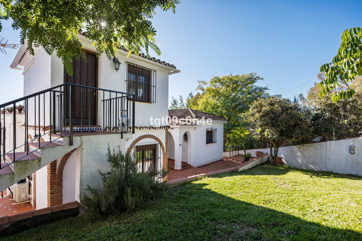 Finca - Cortijo te koop in Marbella | 4 slaapkamers H5272534