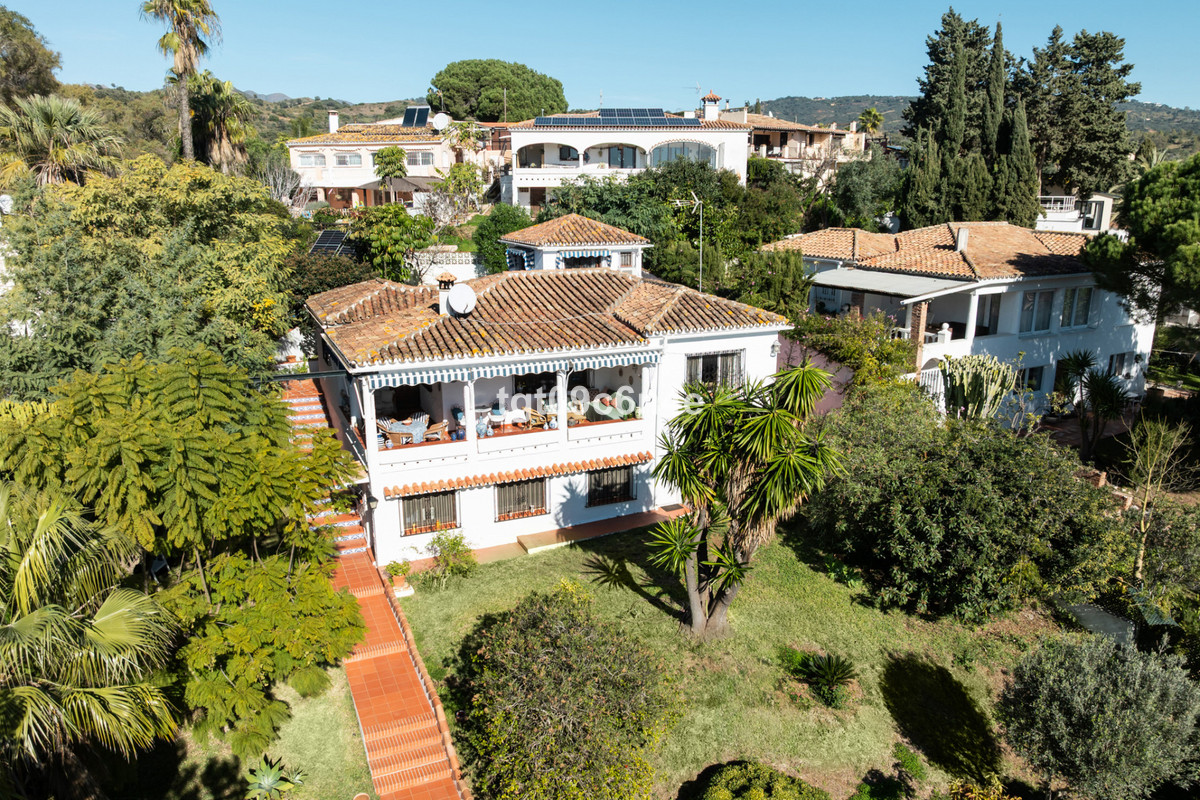 Finca - Cortijo te koop in Marbella | 4 slaapkamers H5272534