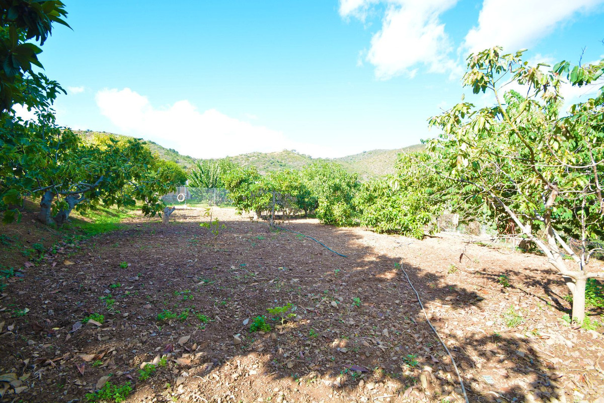 Finca - Cortijo te koop in Marbella | 2 slaapkamers H5272687